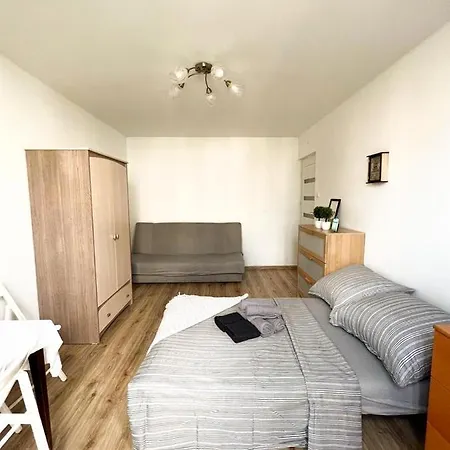 Cozy Three-room In The Center Of *