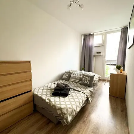 Cozy Three-room In The Center Of *